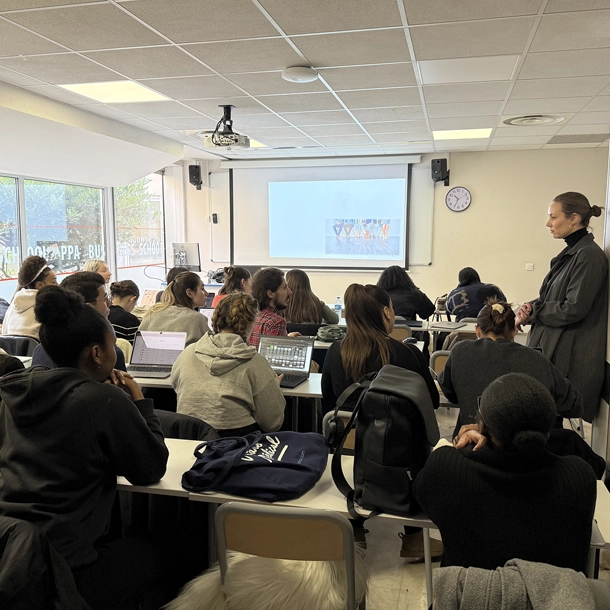 MBA 1 Marketing et Communication presentation